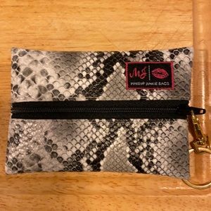 Mini makeup junkie bag